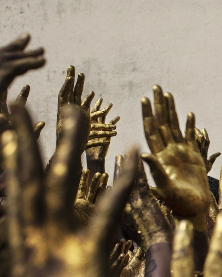 gold hands